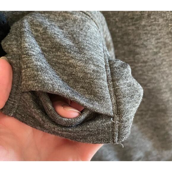 Under Armour Women’s Black Gray High Neck Mesh Pockets Sweatshirt Size XS - Picture 5 of 8